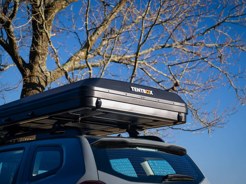 TentBox Classic 2.0 - Detail of the roof tent whilst closed